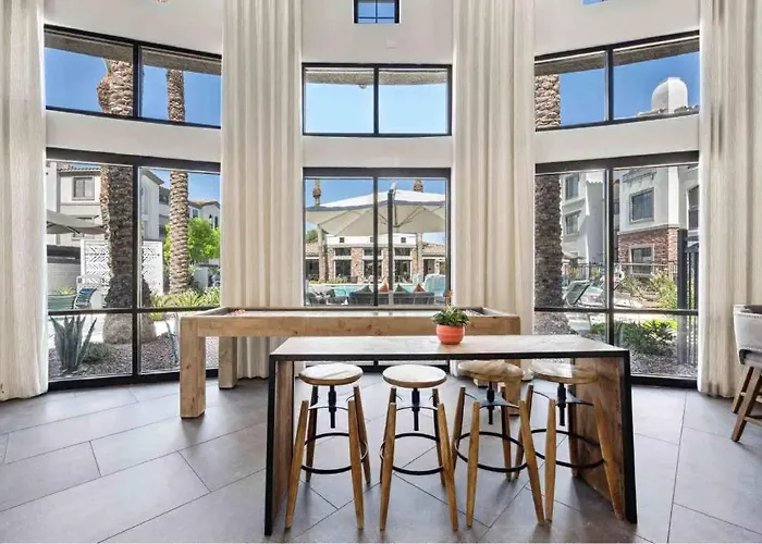 Boulevard Luxe 1br By Stadium Pool Parking Gym 09 Apartment